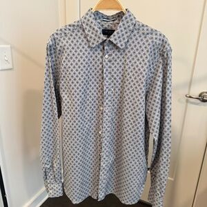 Ted Baker patterned button down shirt - size 4 / Large - Never worn